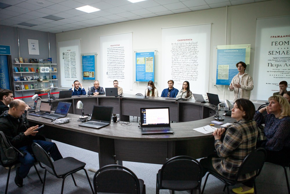 Активисты Елабужского института КФУ встретились с победителем конкурса стартапов Активисты Елабужского института КФУ встретились с победителем конкурса стартапов