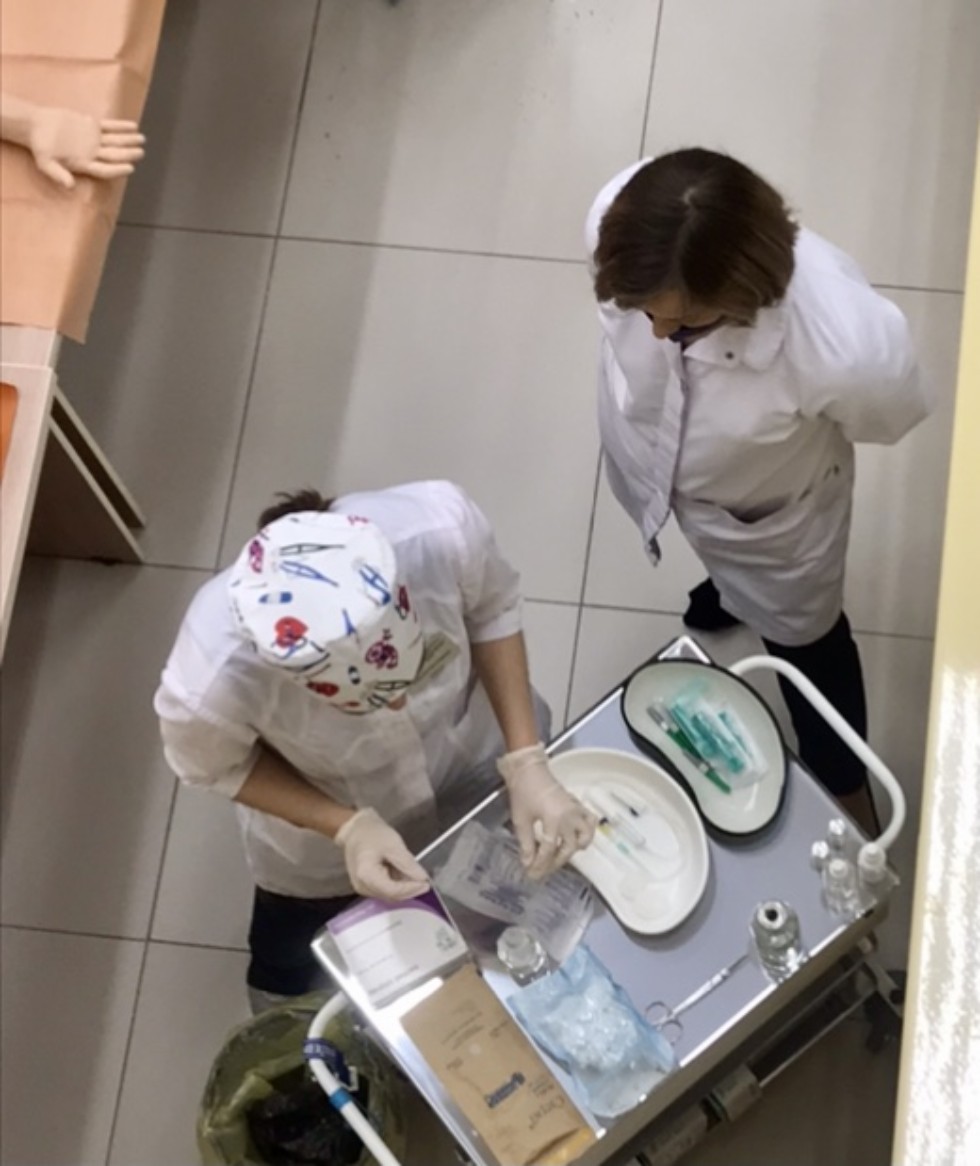 ����������