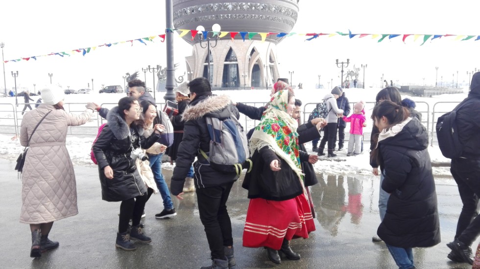 'Не жизнь, а Масленица!' 'Не жизнь, а Масленица!'