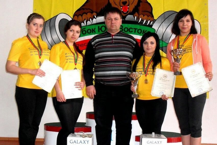 2 ������, 1 ������� � 1 ������ � ������� ����� �������������