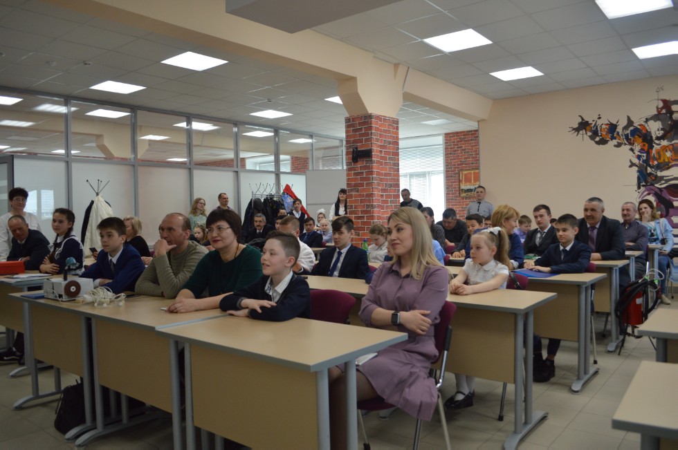 ����� ��������� ���� ������������� 