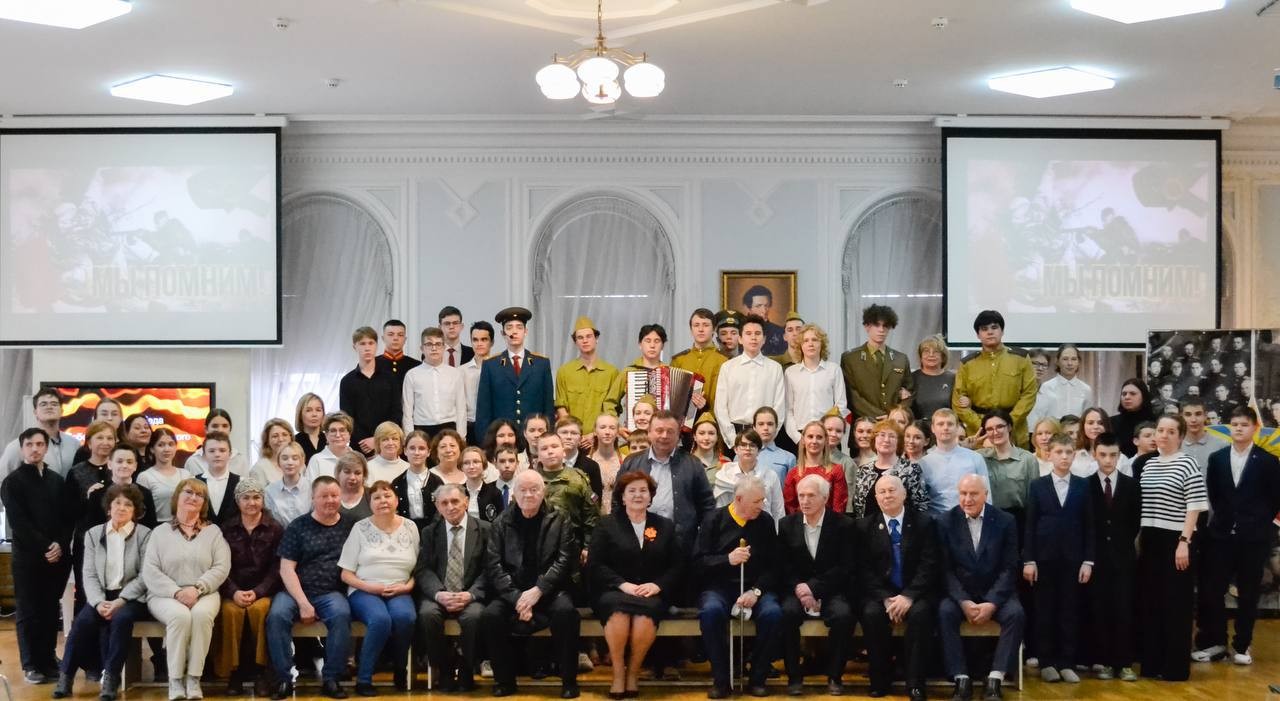 Ветераны КФУ стали почетными гостями в лицее им. Н.И.Лобачевского КФУ Ветераны КФУ стали почетными гостями в лицее им. Н.И.Лобачевского КФУ