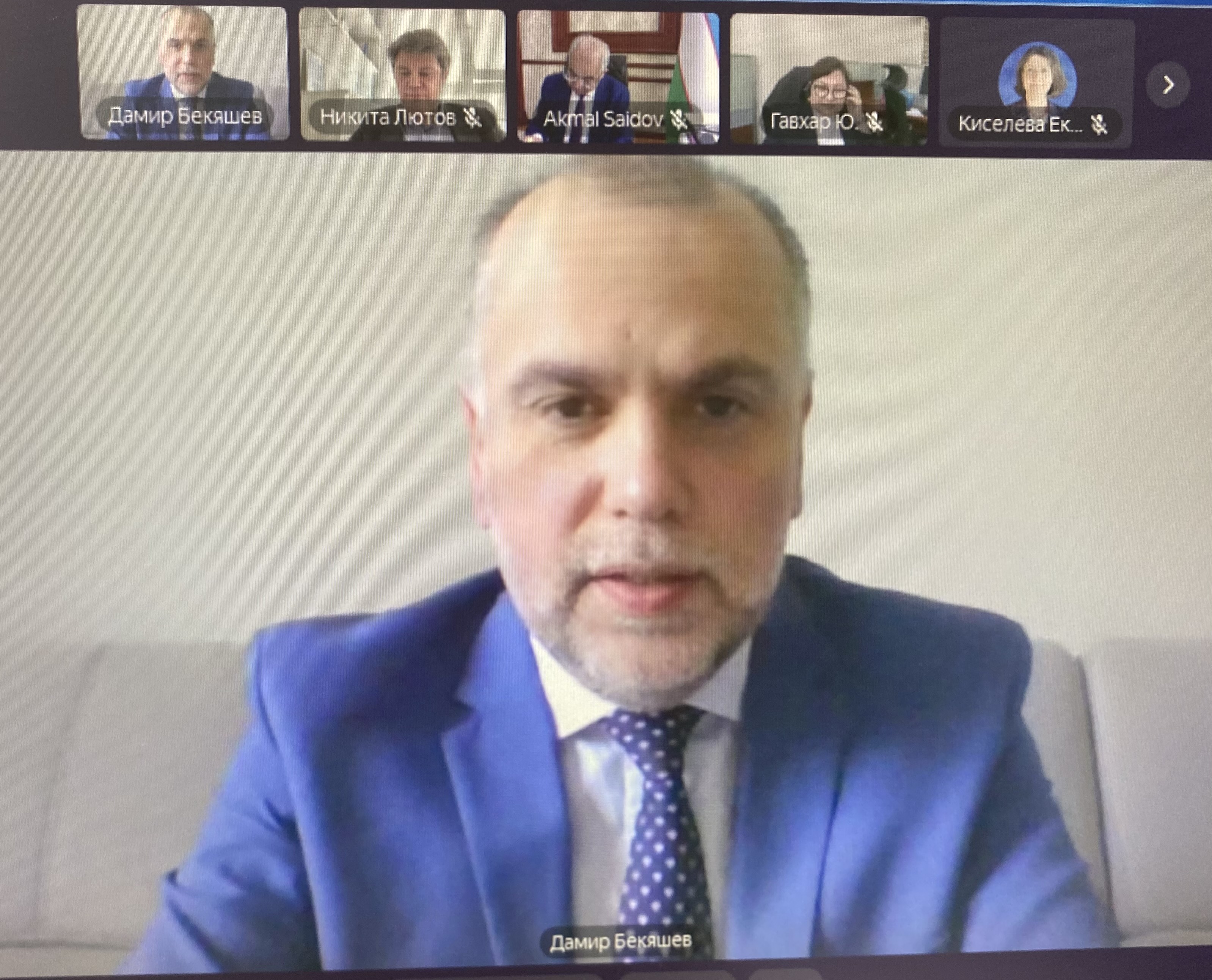 Прошел международный круглый стол 'Международное трудовое право: генезис, проблемы и перспективы развития (к 120-летию первого соглашения по вопросам труда и 105-летию МОТ' Прошел международный круглый стол 'Международное трудовое право: генезис, проблемы и перспективы развития (к 120-летию первого соглашения по вопросам труда и 105-летию МОТ'