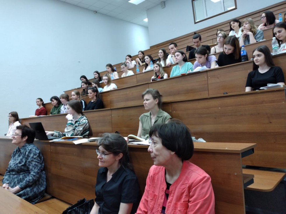 �������� ������ '�� �.�. ������� �� ����� ����'