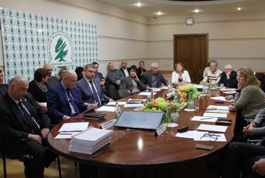 Сотрудники кафедры природообустройства и водопользования ИУЭФ КФУ представили в Министерство экологии и природных ресурсов РТ проект создания особо охраняемой природной территории Сотрудники кафедры природообустройства и водопользования ИУЭФ КФУ представили в Министерство экологии и природных ресурсов РТ проект создания особо охраняемой природной территории