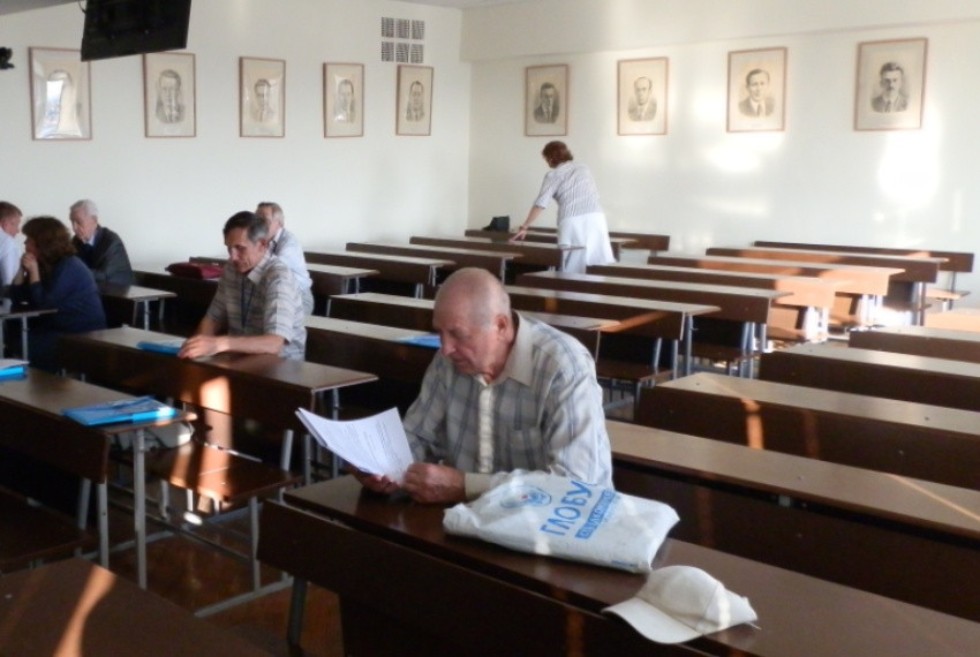 ������������� ������-��� ��������� ������� � ������ XIV ������������� ��������� �����-�����������
