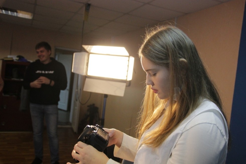 Пресс-центр ОШ 'Университетская' посетил мастер-класс по журналистике в телестудии Елабужского института КФУ