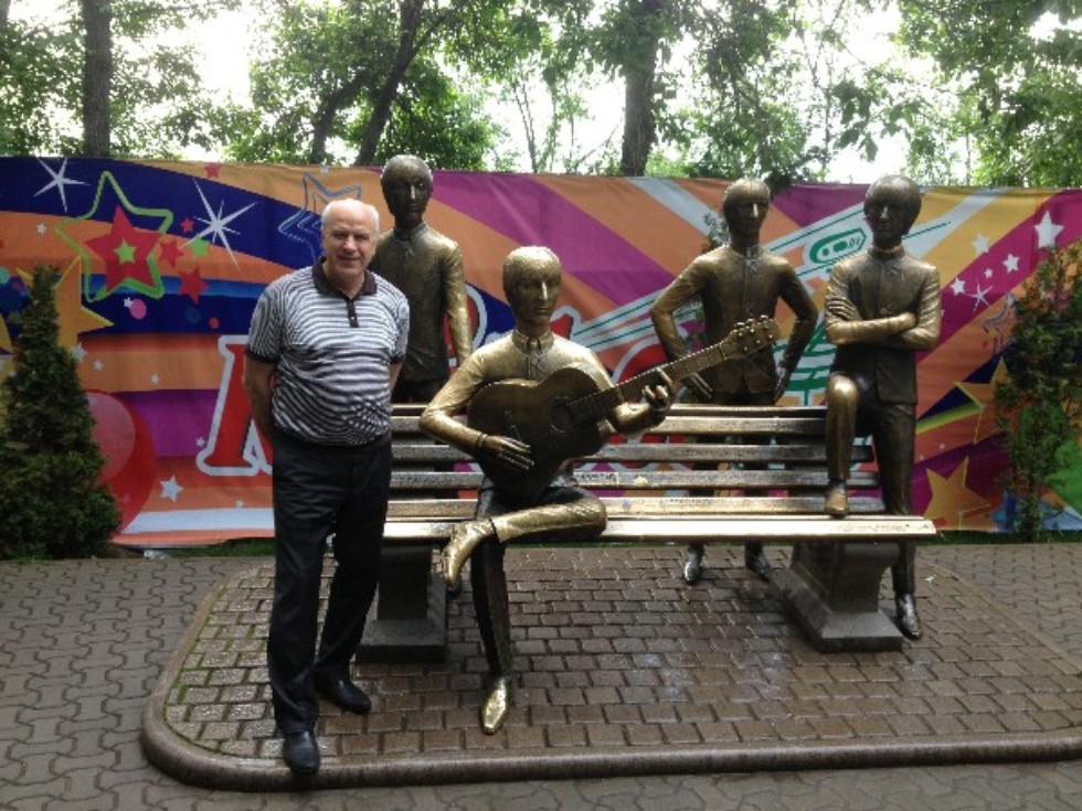 ������ �������: '� �����, ����� � ����, �� ����������� ������������������ ������ ��������'