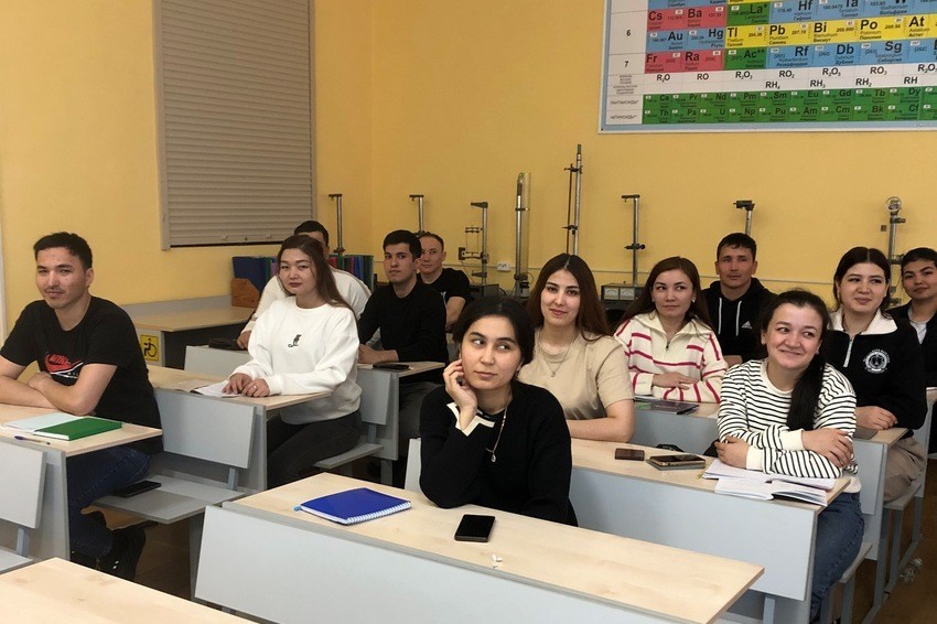 'Мы Первые': научно-популярная лекция ко Дню космонавтики прошла в Елабужском институте КФУ 'Мы Первые': научно-популярная лекция ко Дню космонавтики прошла в Елабужском институте КФУ