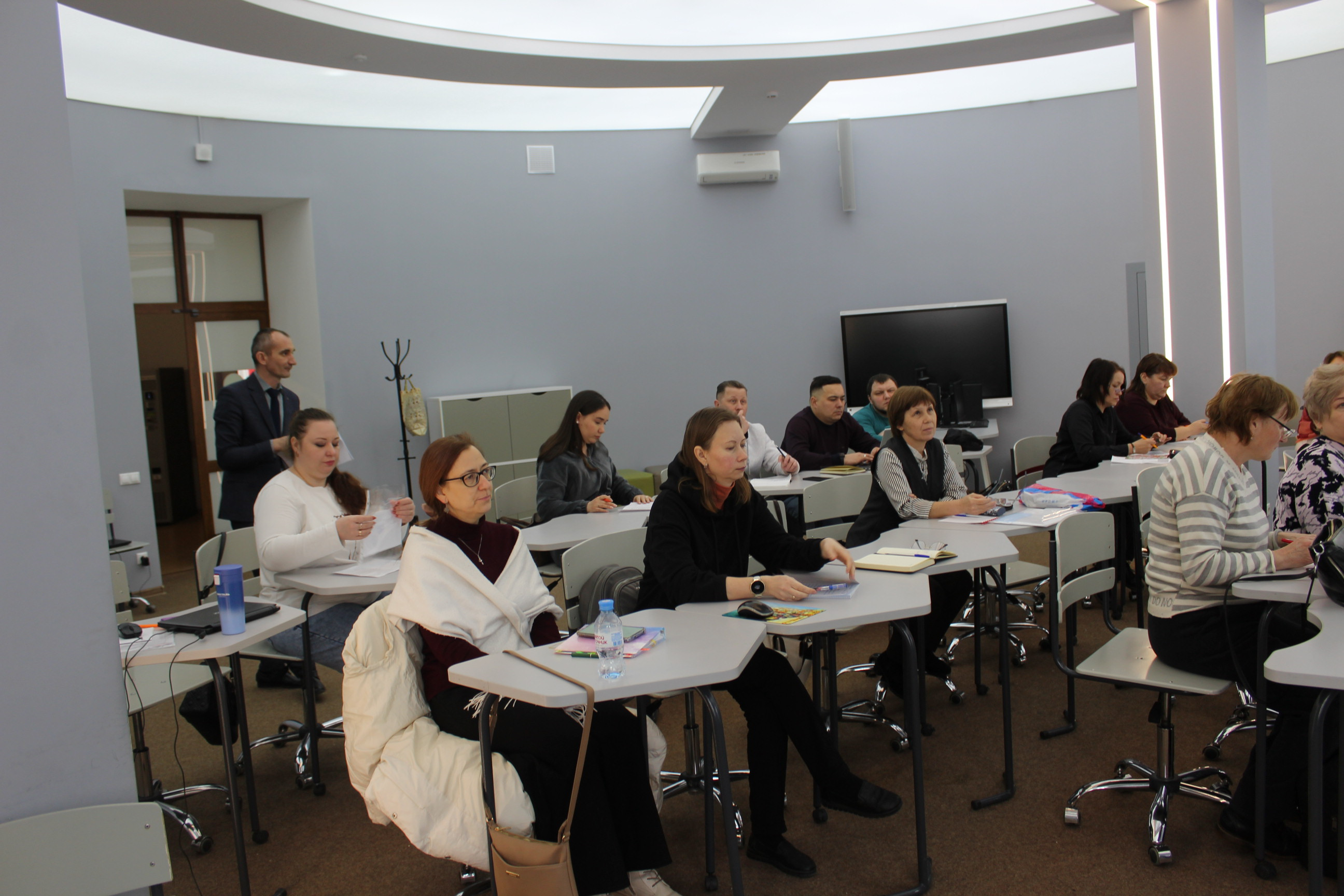 ����� ��������� ������������ �� ���������� �������������� ���������� � ������������ ��������: ���� � ��� �������� ,����������� �.�., ������������� �.�., ����������� �.�. ����: �������� �.�.