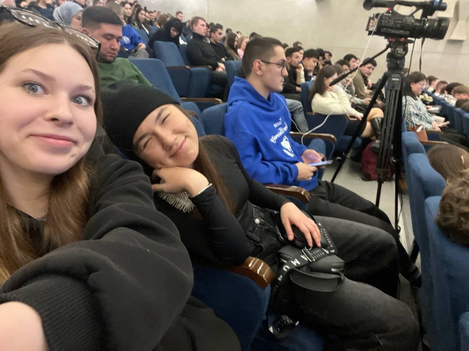 Конфликтологи побывали на встрече с путешественником Федором Шипулиным Конфликтологи побывали на встрече с путешественником Федором Шипулиным