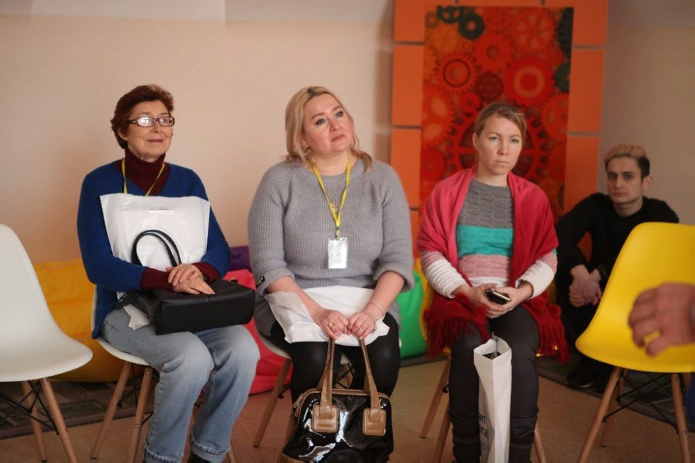 В Елабужском институте КФУ прошёл пресс-тур с участием представителей СМИ и блогеров В Елабужском институте КФУ прошёл пресс-тур с участием представителей СМИ и блогеров