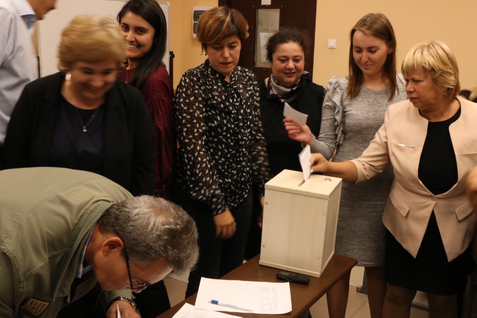 ��������� ������ ������� ������ � ����������� ���� ����