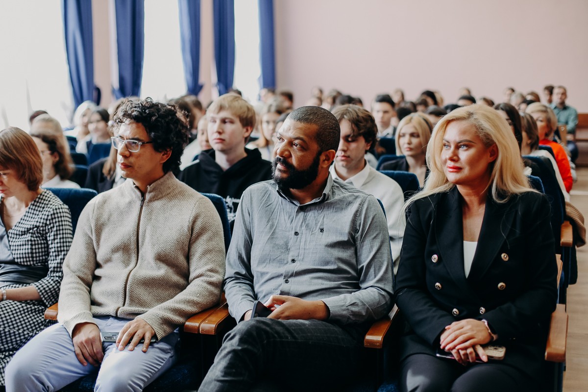 В КФУ прошел лингвистический форум 'Объединяя языки и культуры' В КФУ прошел лингвистический форум 'Объединяя языки и культуры'