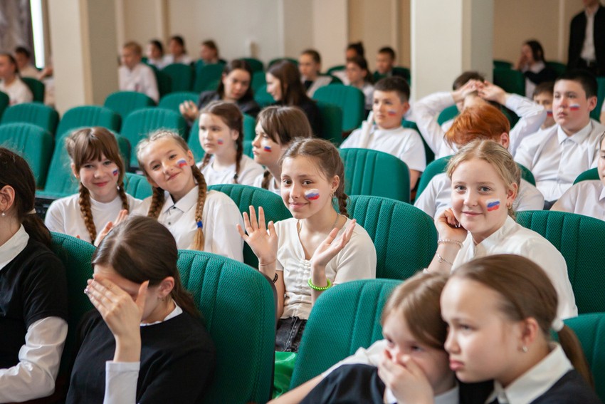 'Битва хоров' прошла в Елабужском институте КФУ 'Битва хоров' прошла в Елабужском институте КФУ