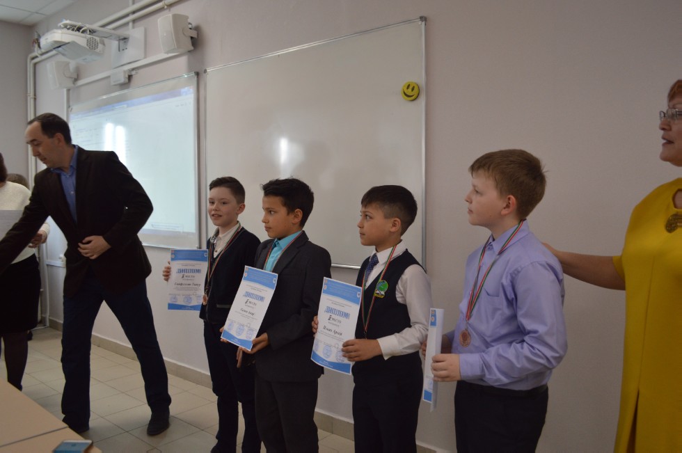 ����� ��������� ���� ������������� 