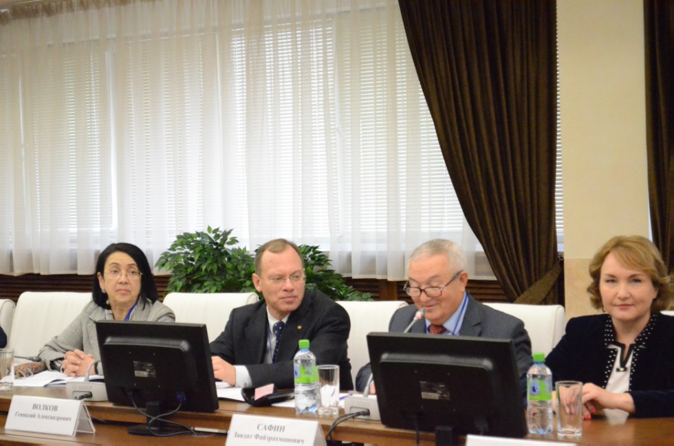 � ��� ������ ������������� ����������� '���������� �������� ������ ����� ������������� �� ��������� ������� � �������: ����������������� ������'