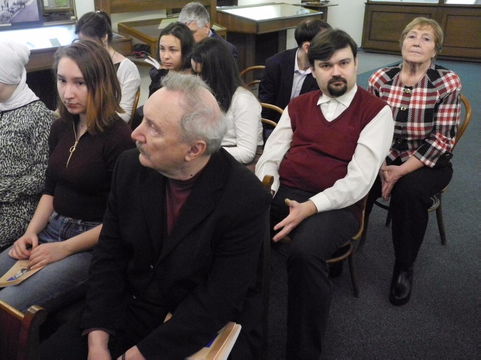 ������������� ������� ����������� � ��������������� ��������� ������� � � ����������� �������