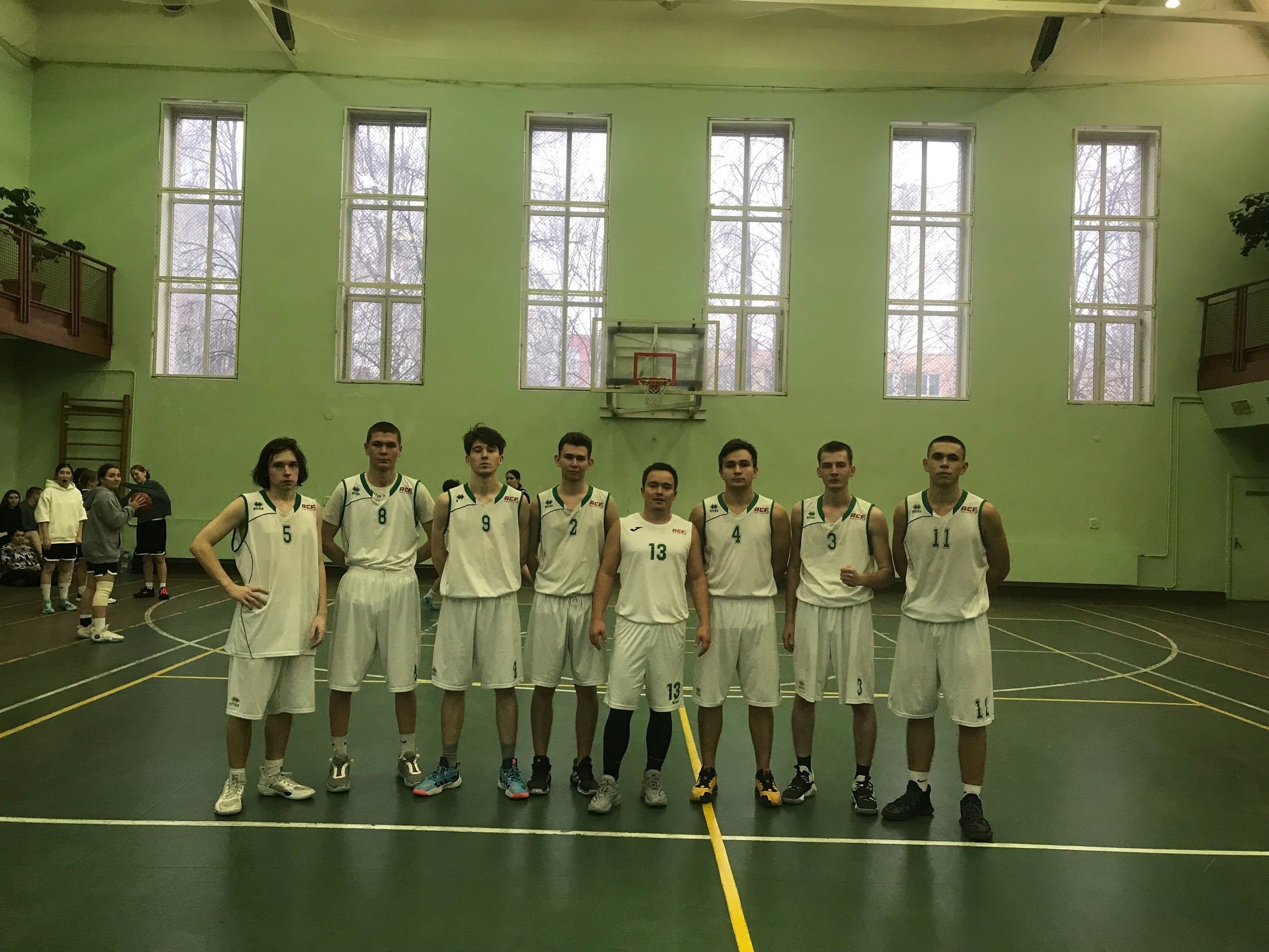 Медалей много не бывает! Медалей много не бывает!