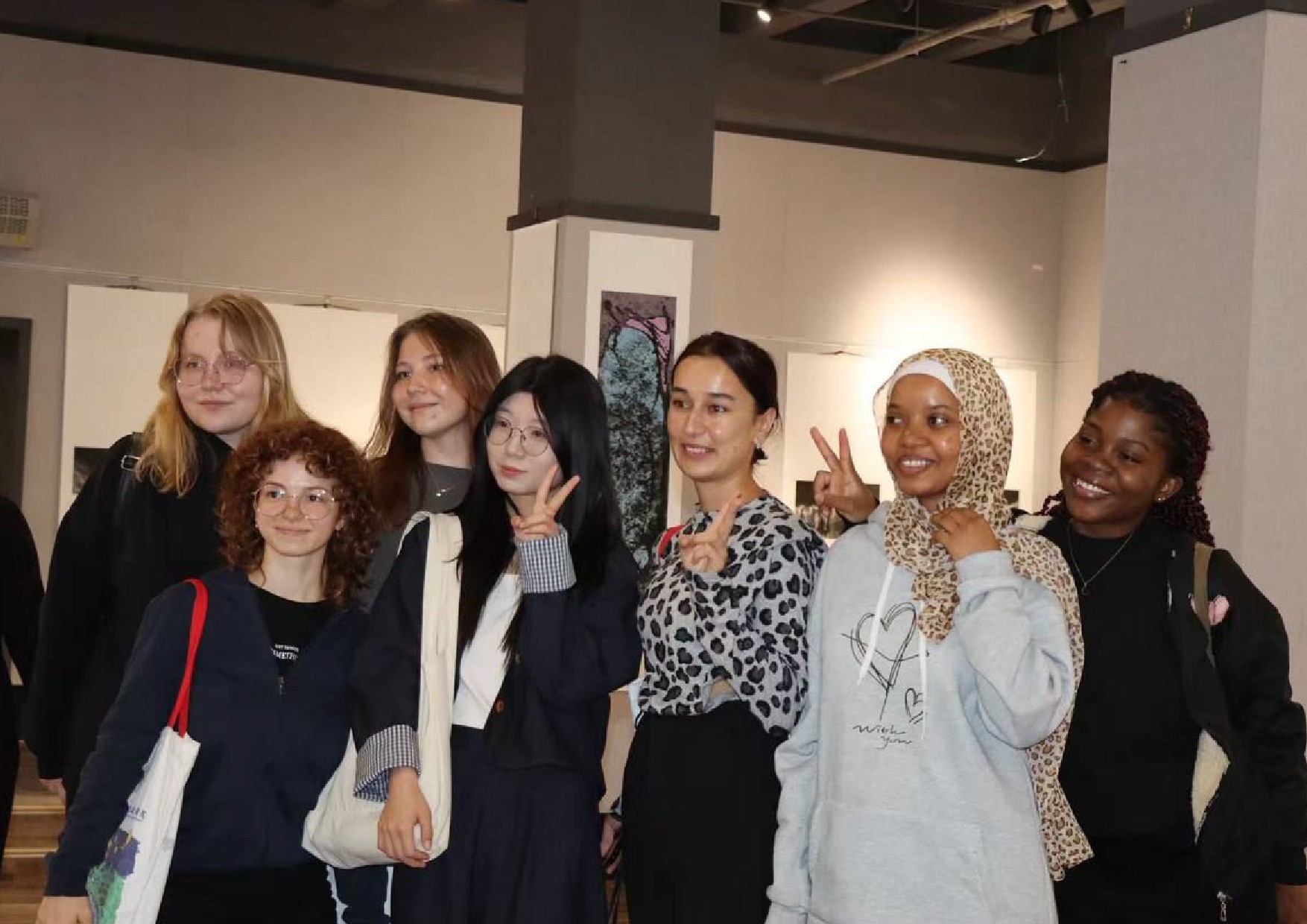 Учеба, ушу и каллиграфия: студенты Елабужского института КФУ проходят стажировку в Китае Учеба, ушу и каллиграфия: студенты Елабужского института КФУ проходят стажировку в Китае