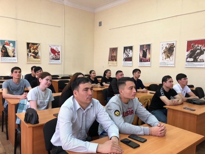 Прошла научно-популярная лекция 'Елабужский институт в годы Великой Отечественной войны' Прошла научно-популярная лекция 'Елабужский институт в годы Великой Отечественной войны'