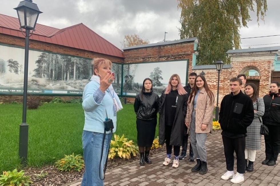 Обзорная экскурсия по городу Елабуга Обзорная экскурсия по городу Елабуга