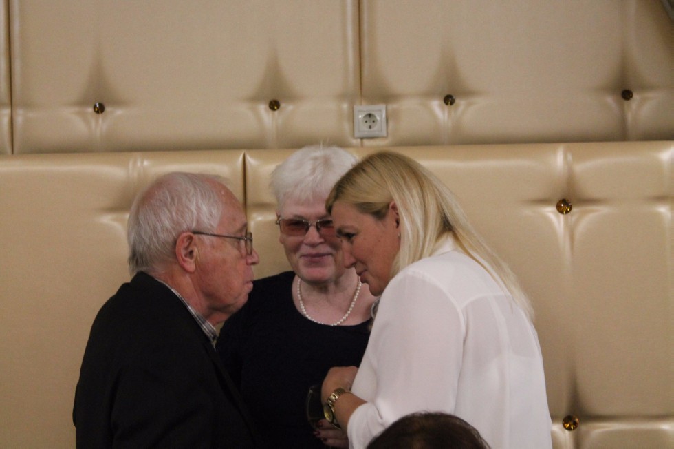 ���� ������