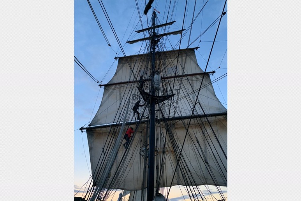 Передняя мачта Студентка кафедры зоологии и общей биологии покоряет Балтийское море