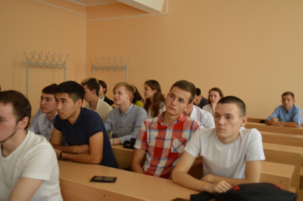 1 �������� 2017 ���� ������ ���������� ��������