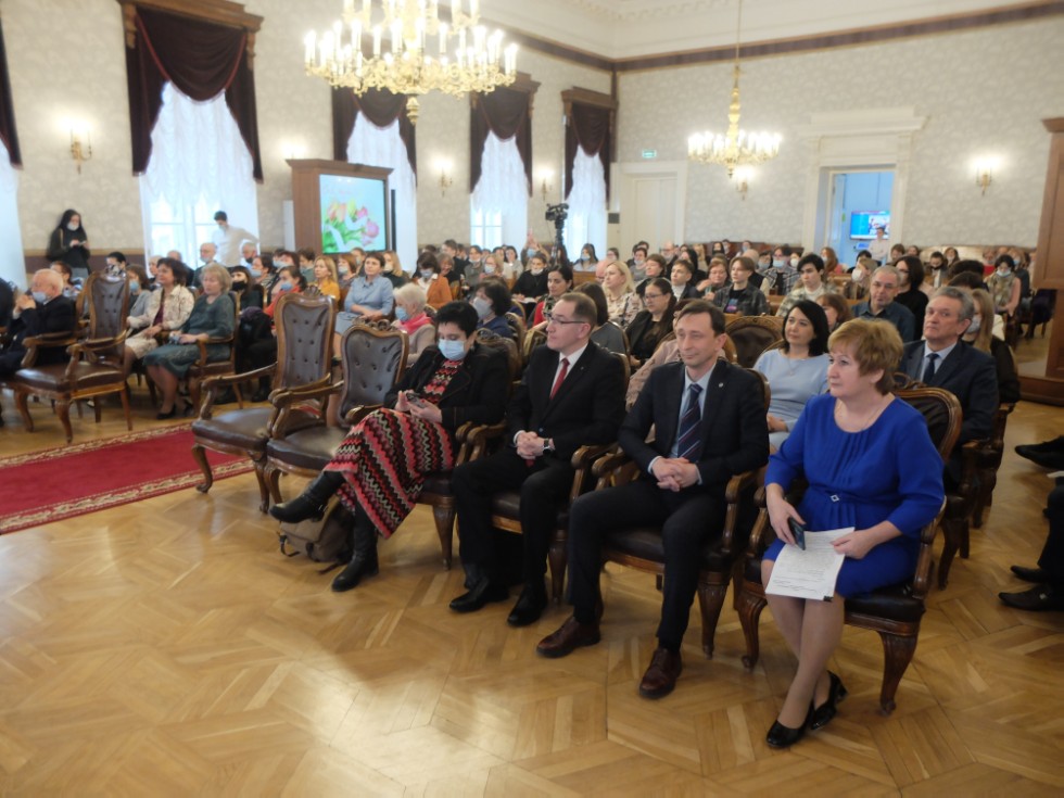 ����������� ����� ������ 8 �����.