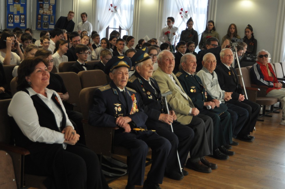 � ����� ������ �������� '�� ���� � ����� ������ ����� ����� � �������� ������� ������'