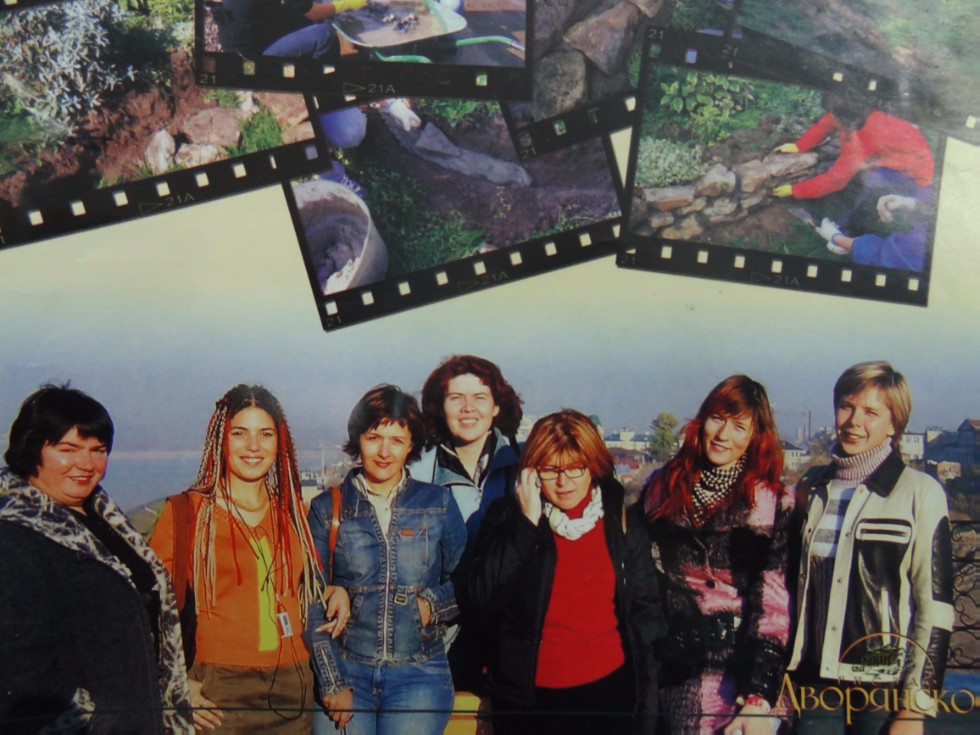 ��������