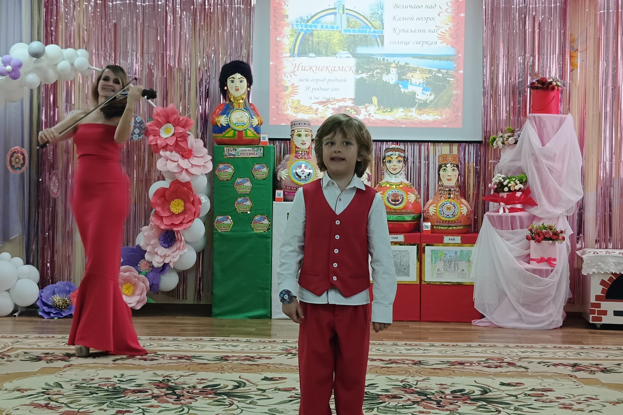 Доцент Елабужского института КФУ выступила экспертом республиканского конкурса 'Республика одна ? народы разные' Доцент Елабужского института КФУ выступила экспертом республиканского конкурса 'Республика одна ? народы разные'