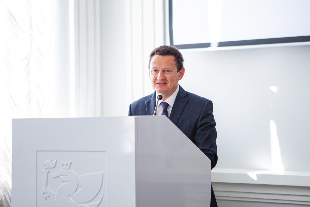 IX ������������ ������: �������� (����)