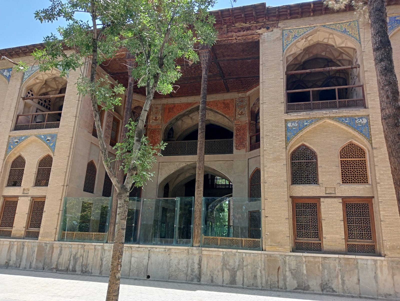 ����������� � ������������ ����