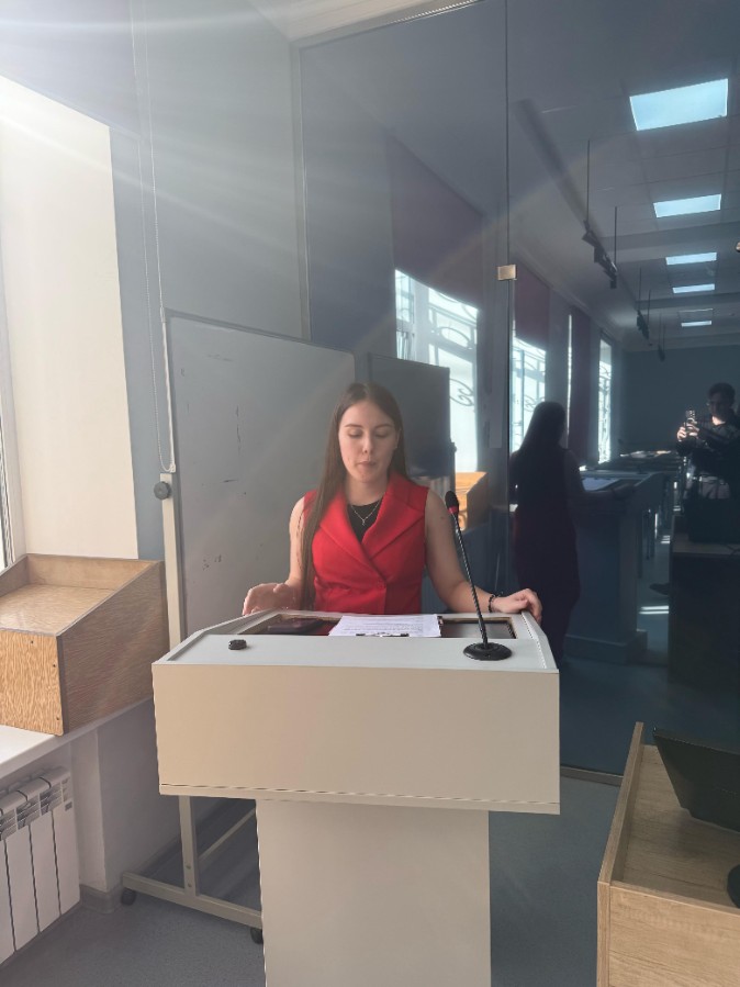 Конференция 'Школа молодого ученого' связывает поколения, где мудрость наставников переплетается с жаждой открытий Конференция 'Школа молодого ученого' связывает поколения, где мудрость наставников переплетается с жаждой открытий