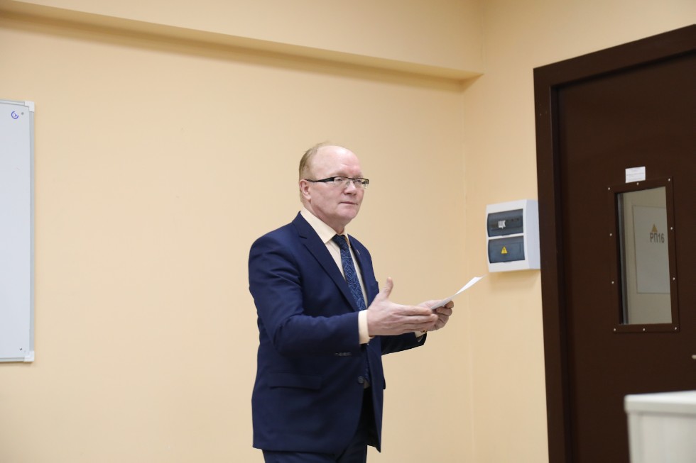 �������� ���� ������ �������� �� ����������� ��� ��������� ������� ������ ������ ����� ����