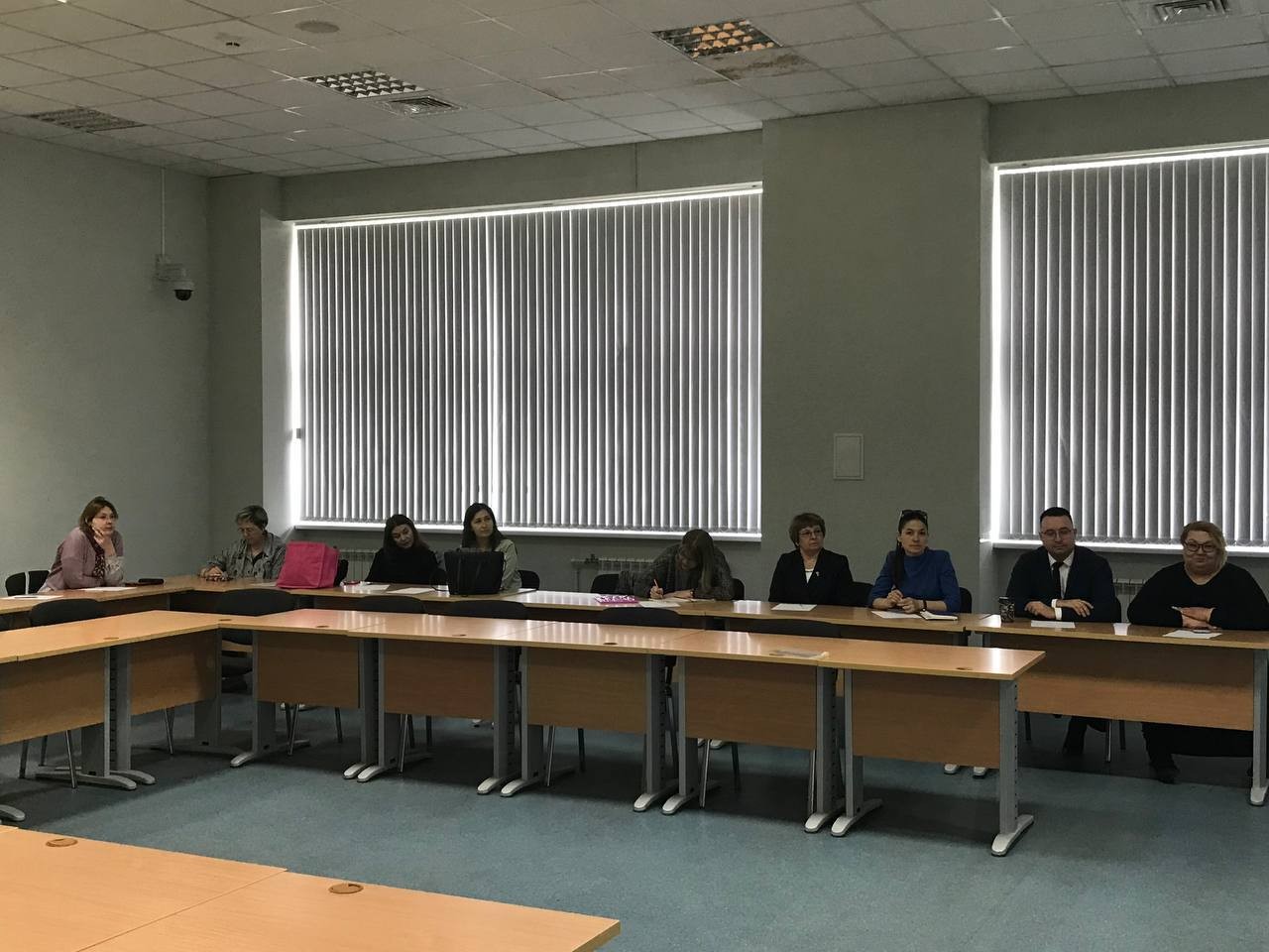 Экспертная группа конкурса 'Лучший куратор КФУ' выехала в Елабугу и Набережные Челны Экспертная группа конкурса 'Лучший куратор КФУ' выехала в Елабугу и Набережные Челны