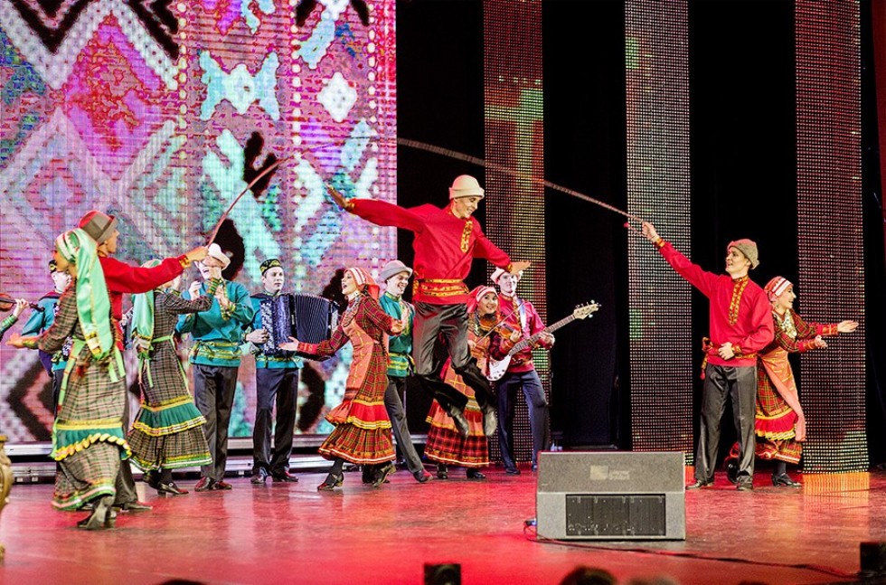 Все началось с судьбоносной песни 'Золотая рыбка' Все началось с судьбоносной песни 'Золотая рыбка'