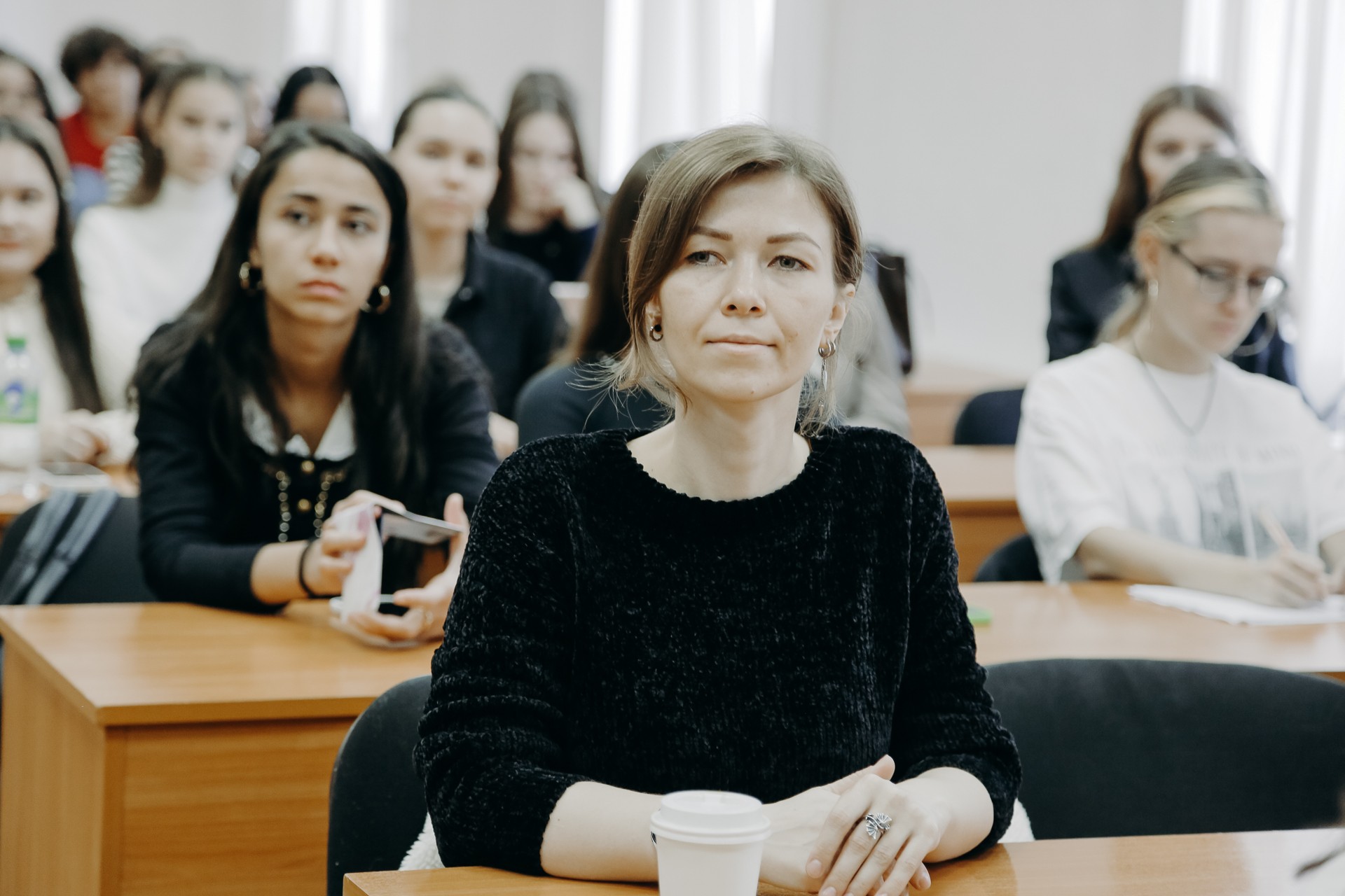 Открытая лекция Дмитрия Мартынова прошла в ИМОИиВ Открытая лекция Дмитрия Мартынова прошла в ИМОИиВ