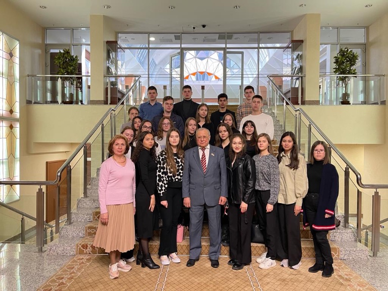 Экскурсия в Госсовет РТ Экскурсия в Госсовет РТ