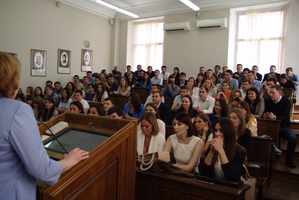 На Юридическом факультете прошла встреча выпускников 2012 года На Юридическом факультете прошла встреча выпускников 2012 года