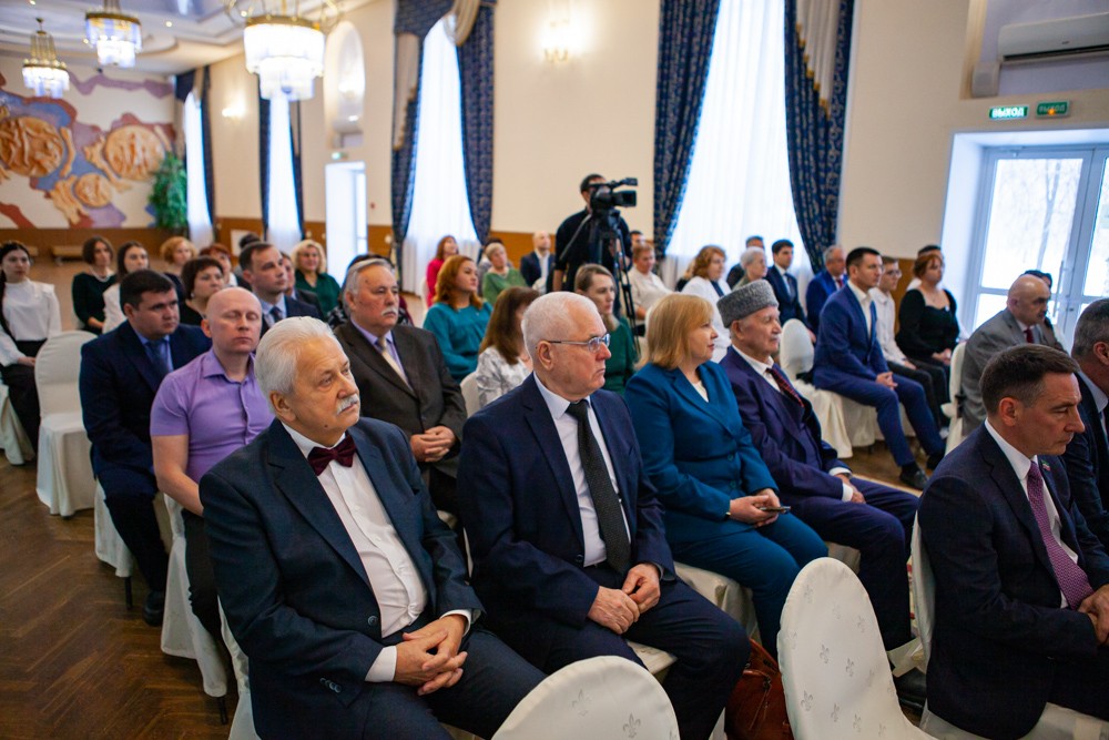 ���������� �������� ������� 125-����� ������������� �����