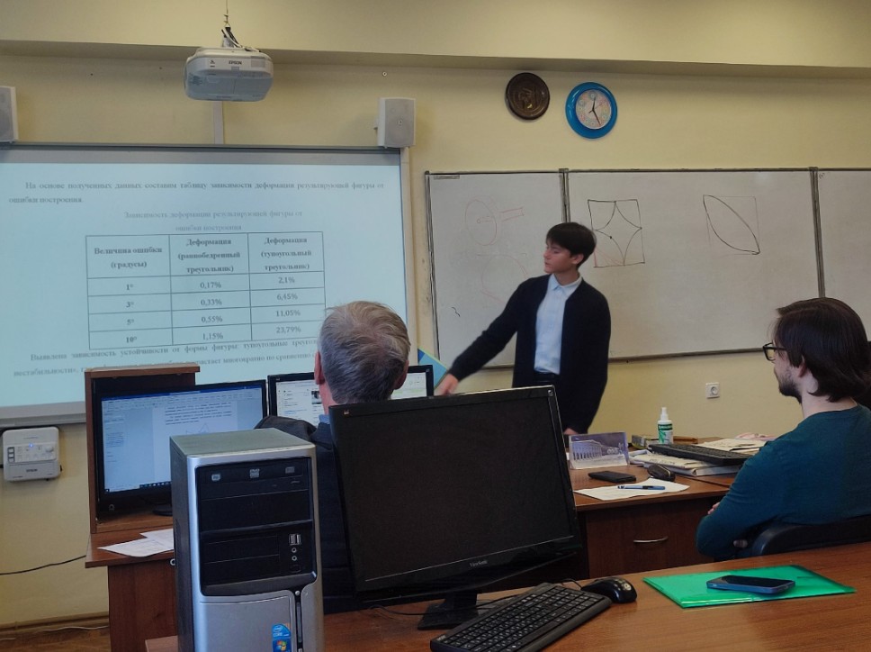 КФУ распахнул двери для финалистов конкурса 'Лобачевский. Прорыв' КФУ распахнул двери для финалистов конкурса 'Лобачевский. Прорыв'