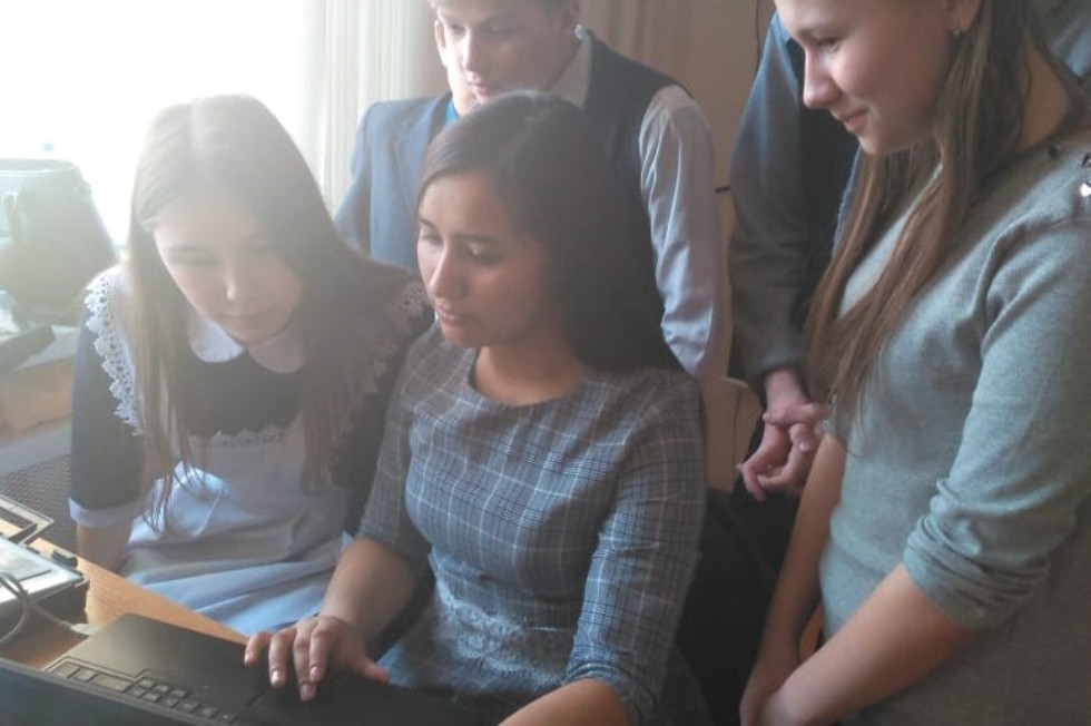 'Вечер науки' в городе Мамадыш в рамках проекта 'КФУ-школе' 'Вечер науки' в городе Мамадыш в рамках проекта 'КФУ-школе'