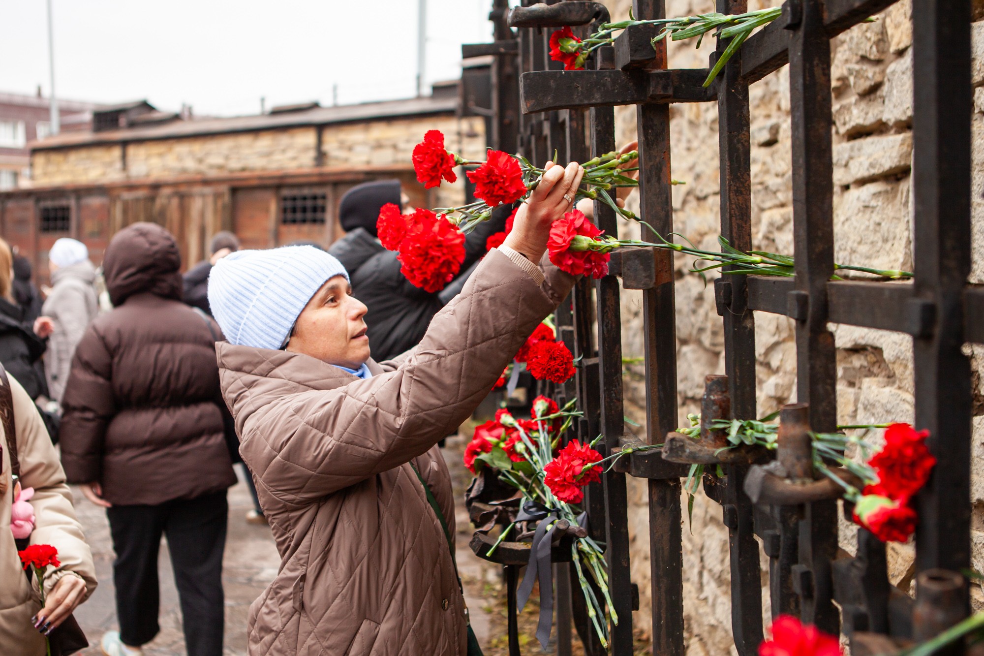 Студенты Елабужского института КФУ почтили память жертв политических репрессий Студенты Елабужского института КФУ почтили память жертв политических репрессий