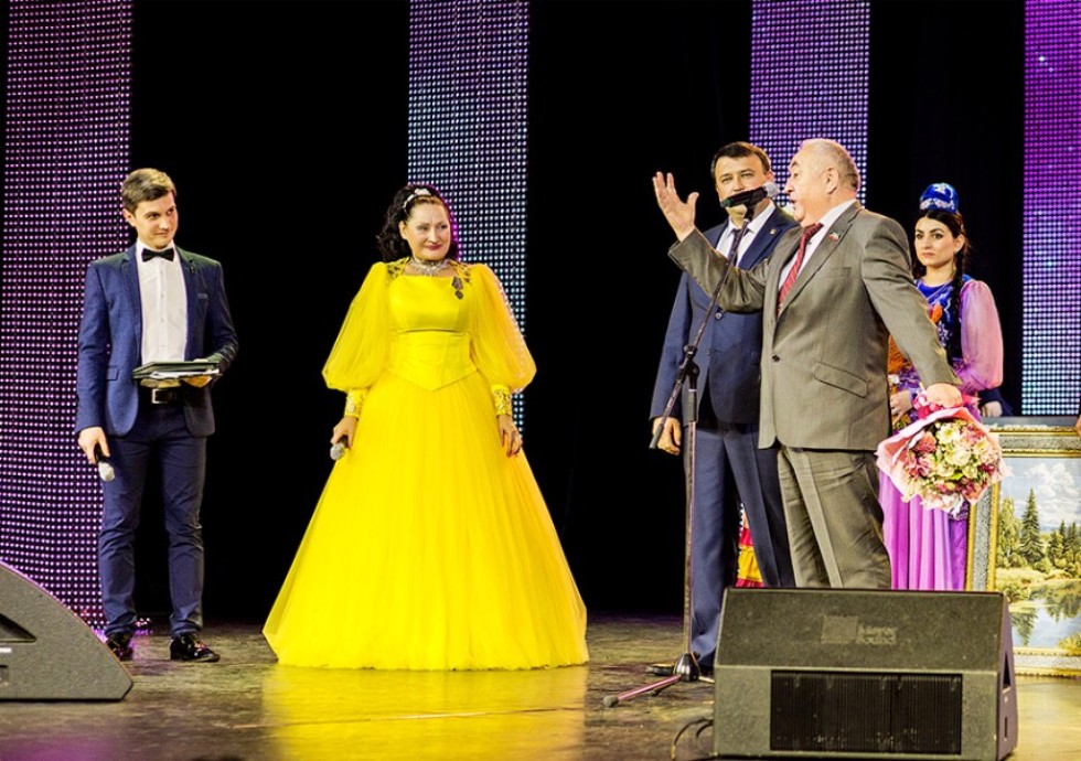 Все началось с судьбоносной песни 'Золотая рыбка' Все началось с судьбоносной песни 'Золотая рыбка'