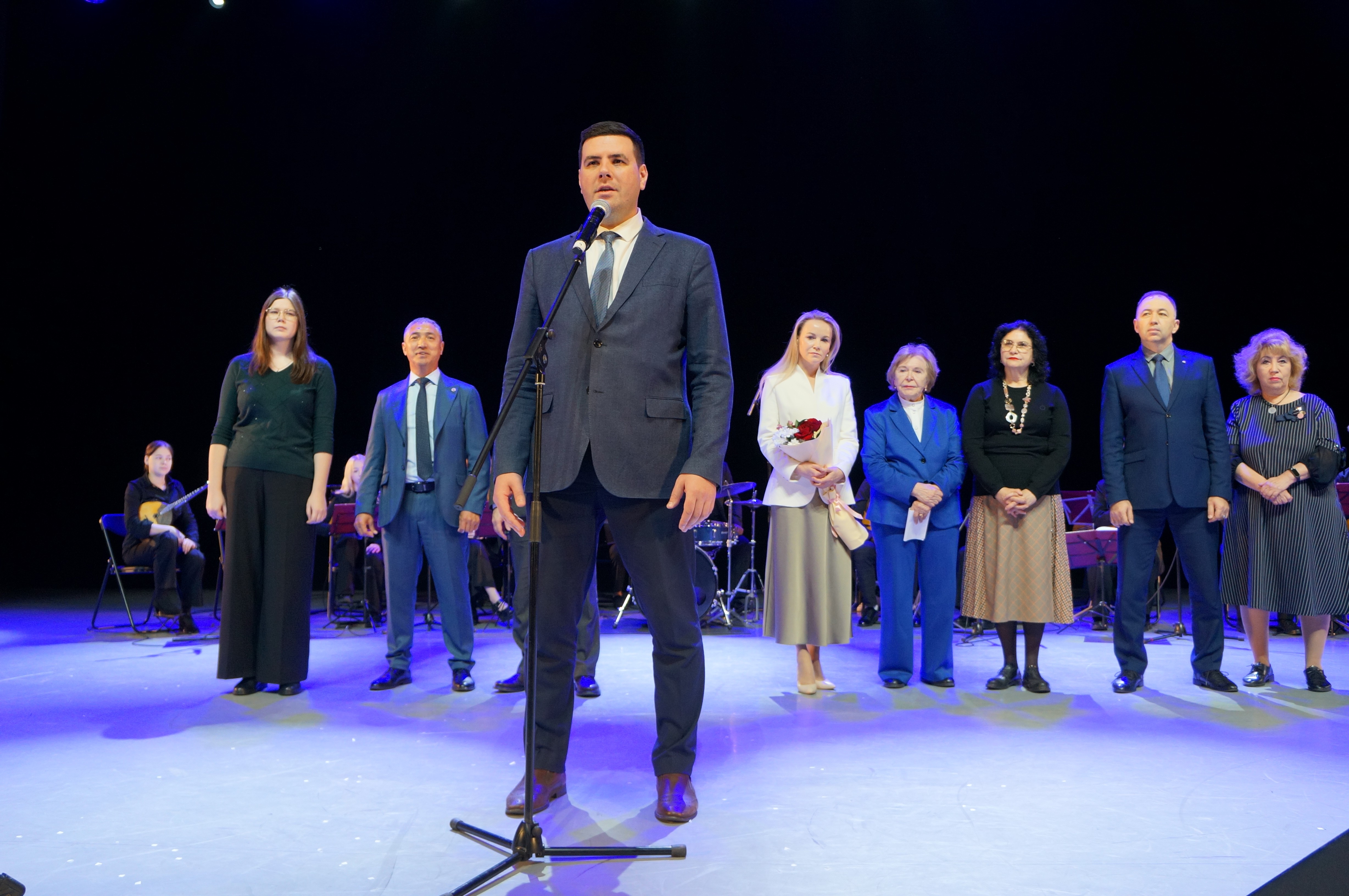 ���������� �����������, ��������� � ������� ������ � ��� ���� '����������� ��������' ,����������� �������� �������� ���