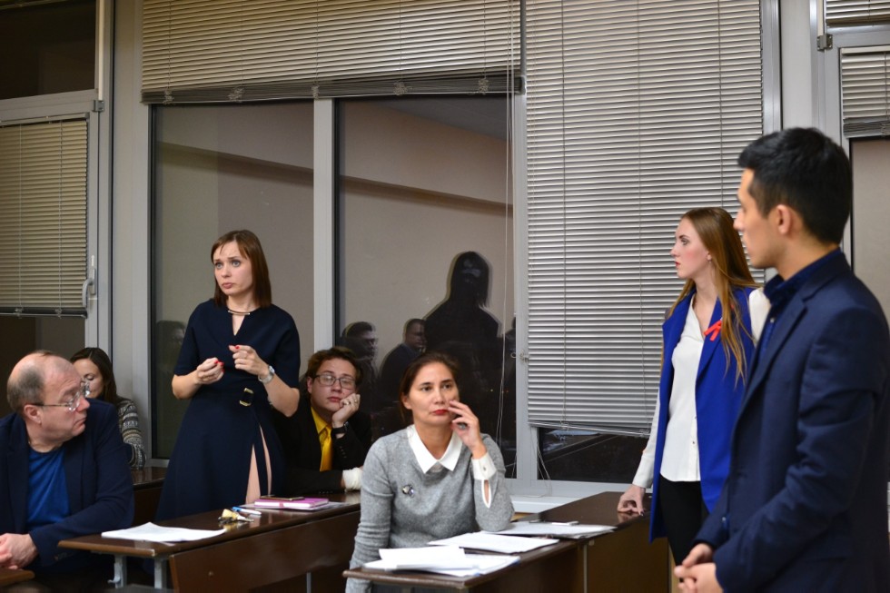 ������ ����� ����