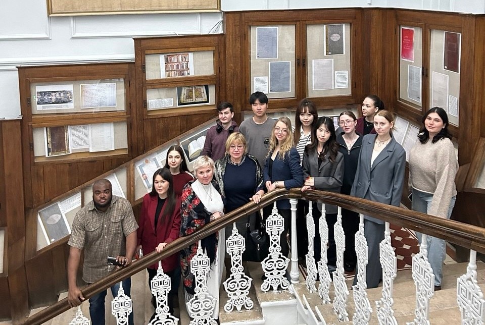 'Нити мудрости: пословицы и поговорки народов мира' 'Нити мудрости: пословицы и поговорки народов мира'